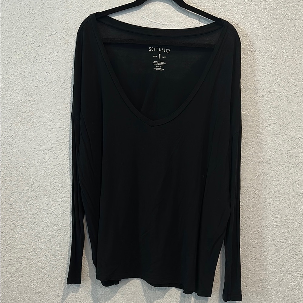 American Eagle Outfitters Black Relaxed Long Sleeve Blouse